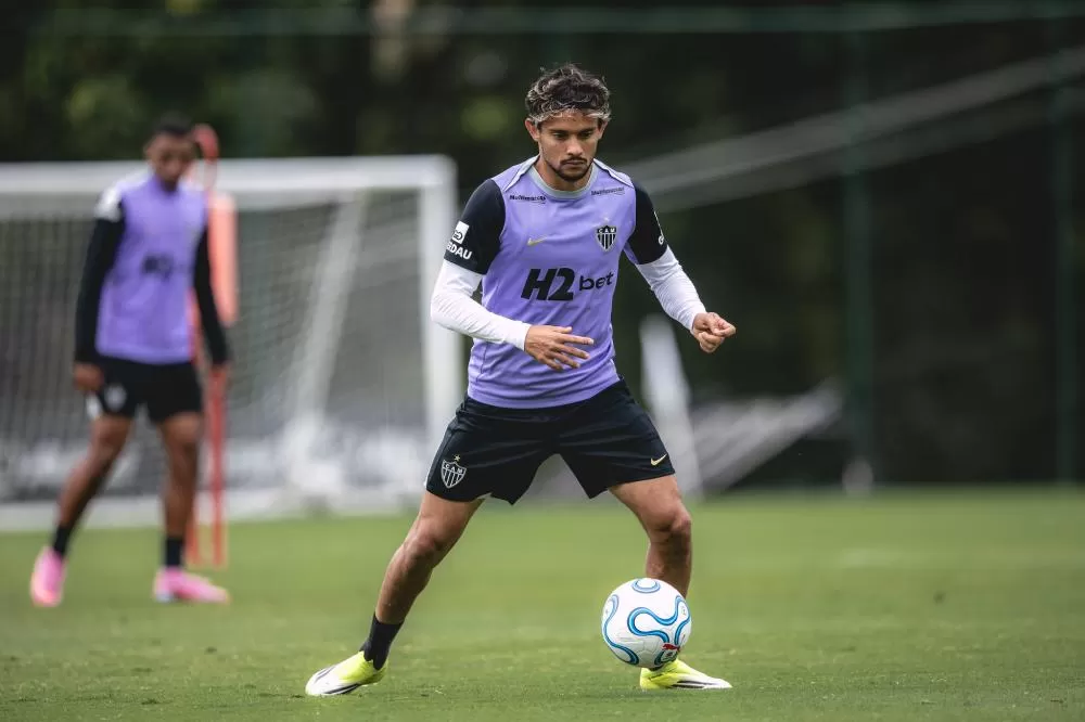 Gustavo Scarpa desabafa nas redes sociais em meio à possibilidade de deixar o Atlético