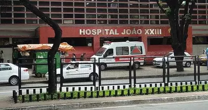 Motorista é preso após atropelar homem duas vezes no centro de Belo Horizonte