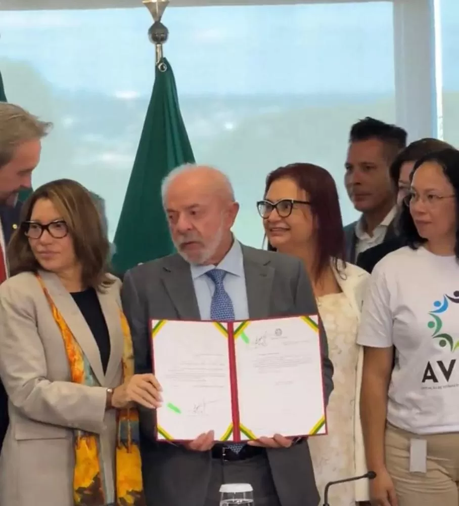 Brasil cria Dia Nacional em Memória das Vítimas da Covid-19