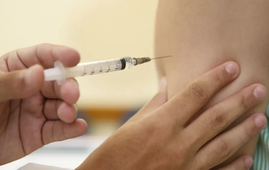Vacina da gripe é ampliada para toda a população a partir desta quinta-feira (14)