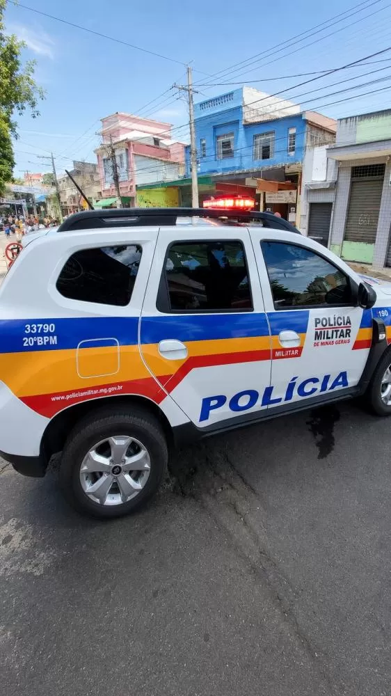 Homem é preso após atacar com facadas companheiro da ex-namorada em Santa Luzia