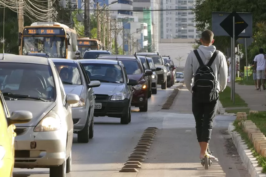 Senado analisa regras para circulação de patinetes elétricos no Brasil