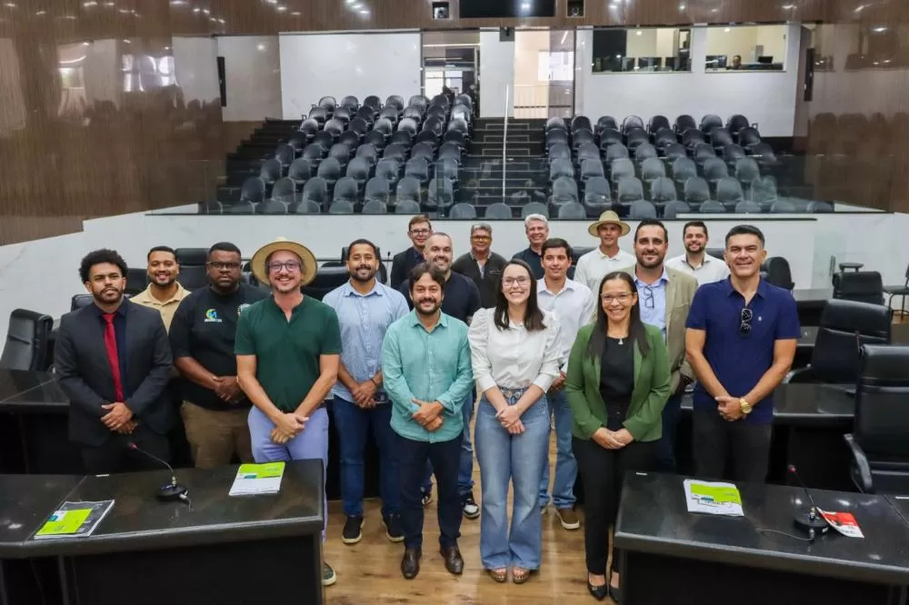 Câmaras de nove cidades se reuniram em Contagem para fortalecer atuação dos legislativos municipais
