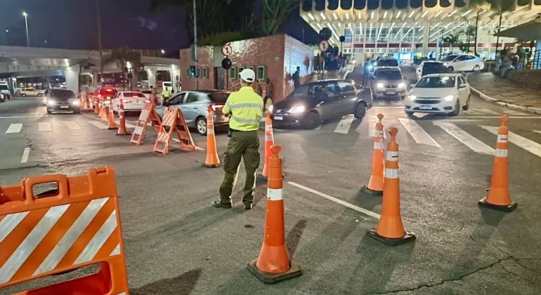 BHTrans reforça operação de trânsito no entorno da rodoviária durante feriado de Corpus Christi