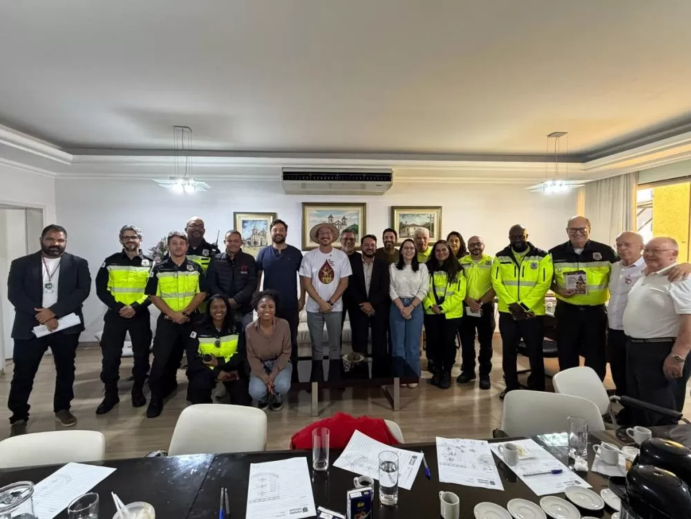 Proposta reconhece atuação de agentes de trânsito na mobilidade e segurança em Contagem