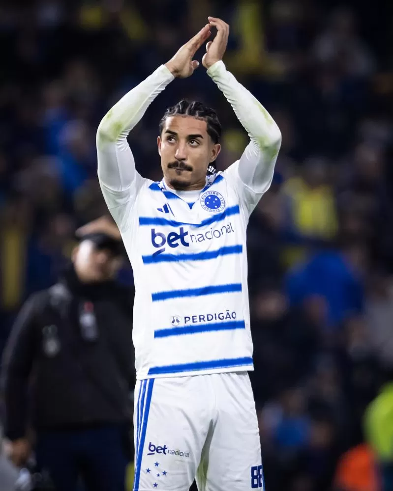 Cruzeiro faz jogo duro e recusa oferta milionária do futebol russo por Christian