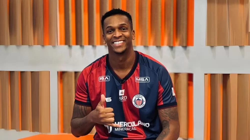 Ex-jogador Jô é preso por dívida de pensão alimentícia em casa noturna de Belo Horizonte