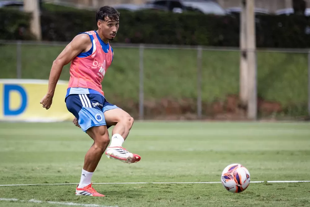Japa entra na mira de clubes brasileiros e pode deixar o Cruzeiro