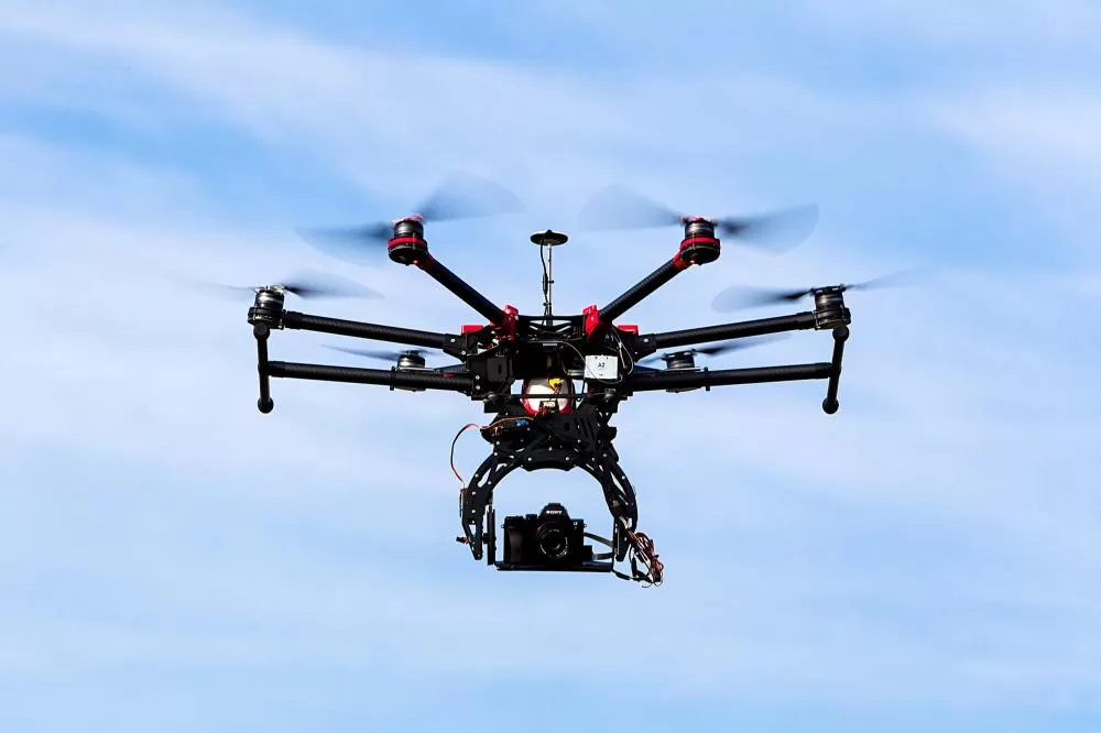 Anac apresenta novas regras para drones e adota modelo baseado em risco operacional no Brasil