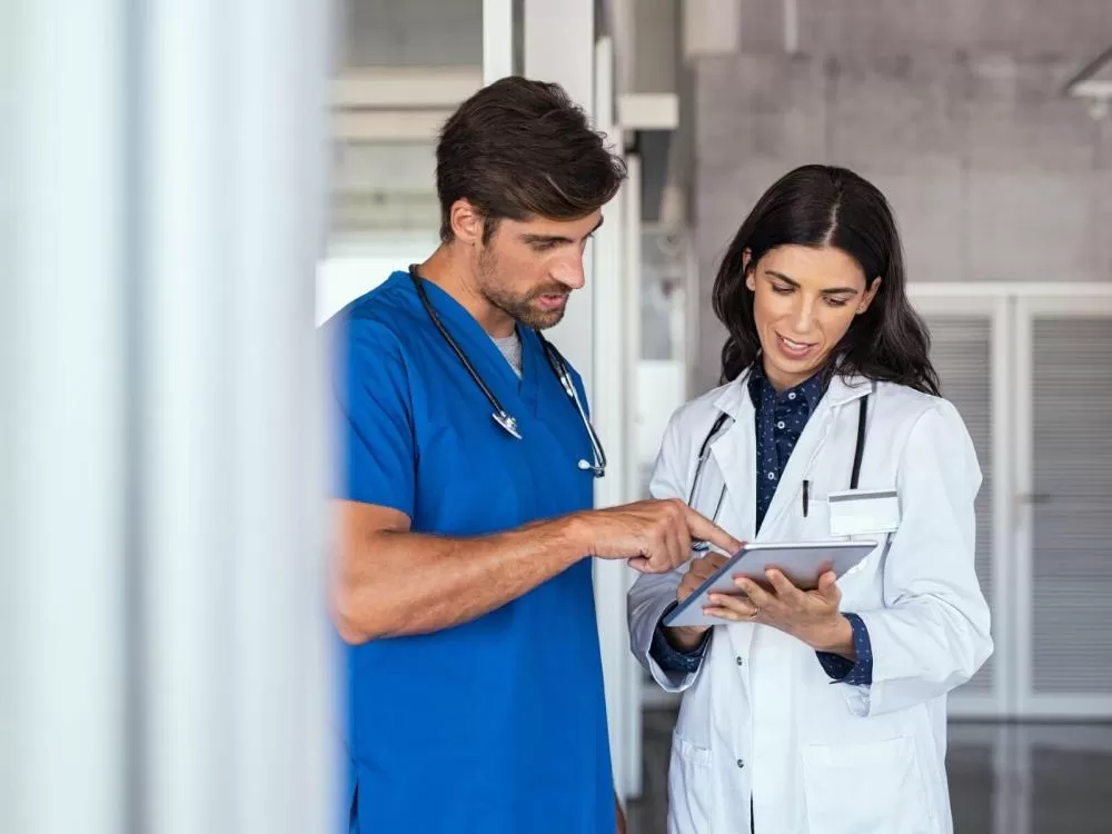 Medida Provisória torna aprovação no Enamed obrigatória para registro de novos médicos
