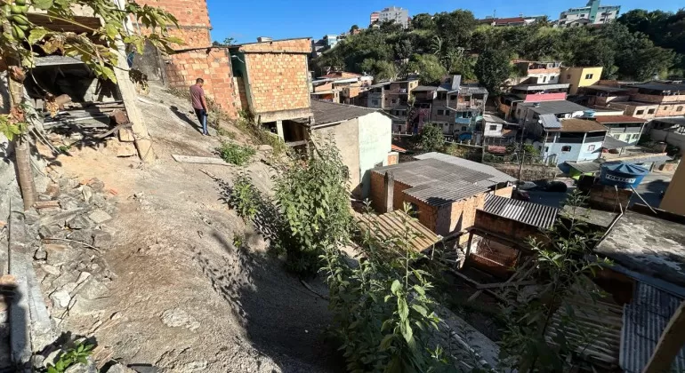 Vila Califórnia recebe obras para reforçar segurança e melhorar infraestrutura em Belo Horizonte