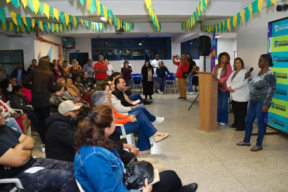 Moradores do Recanto do Amanhecer recebem registro definitivo de imóveis após 14 anos de espera