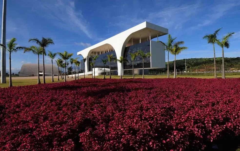 Jogo do Brasil altera funcionamento de serviços do Governo de Minas na segunda-feira