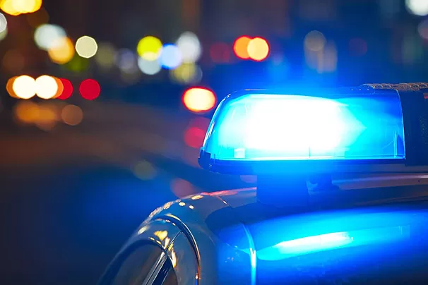 Mulher sobrevive após ser amarrada e jogada de ponte em Minas Gerais 