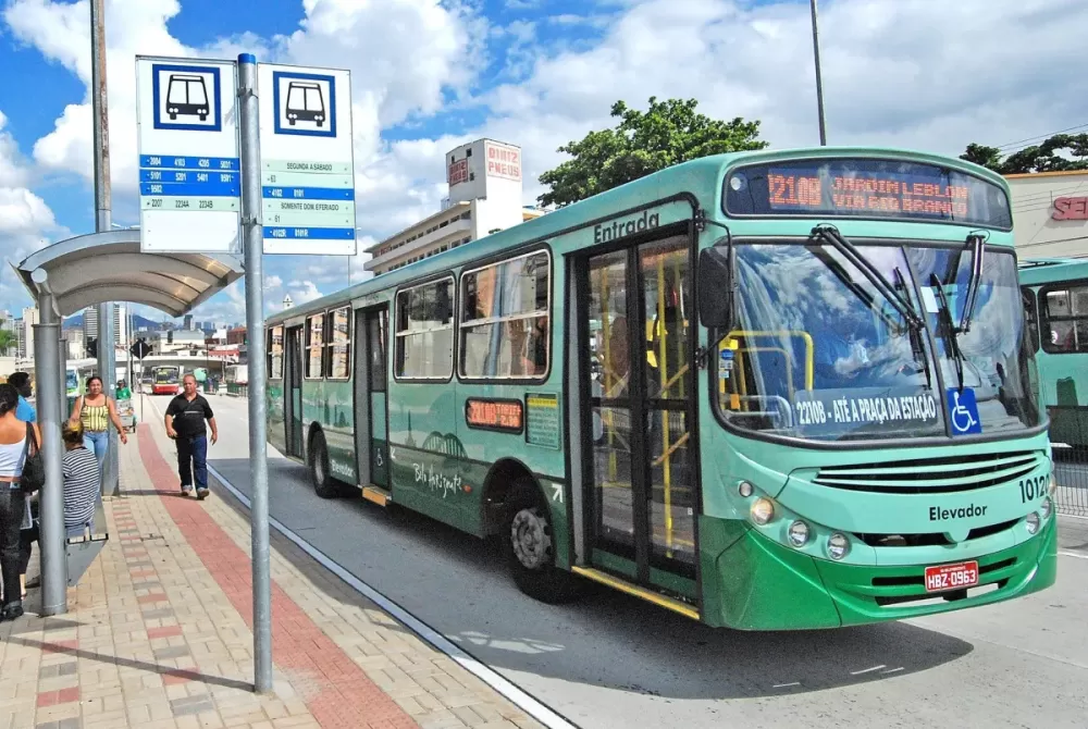 Corrida do Mercado Central altera trânsito no Centro de BH e muda itinerário de 27 linhas de ônibus