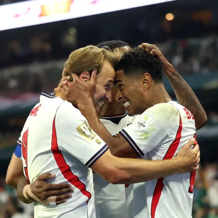 Inglaterra vence México em jogo disputado de cinco gols