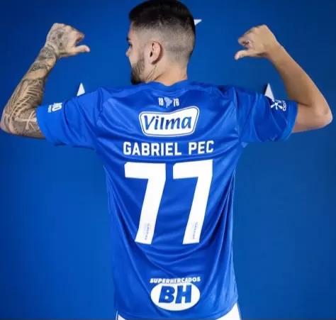 Cruzeiro anuncia contratação de Gabriel Pec, ex-Vasco e destaque do futebol dos Estados Unidos