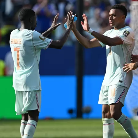 França domina Marrocos, vence por 2 a 0 e garante vaga nas semifinais da Copa do Mundo