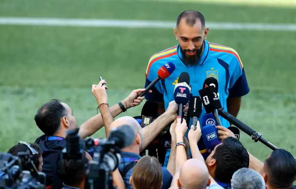 Jogadores da Espanha condenam declarações racistas de ex-primeiro-ministro sobre seleção francesa