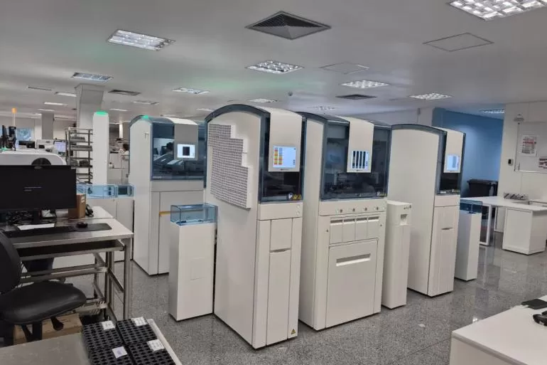Laboratório do SUS-BH amplia capacidade com nova tecnologia para exames