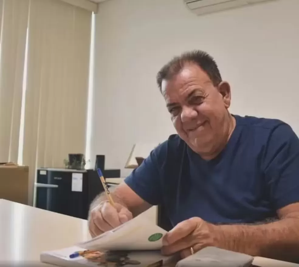 Prefeito de Confins, Pezão, morre aos 71 anos