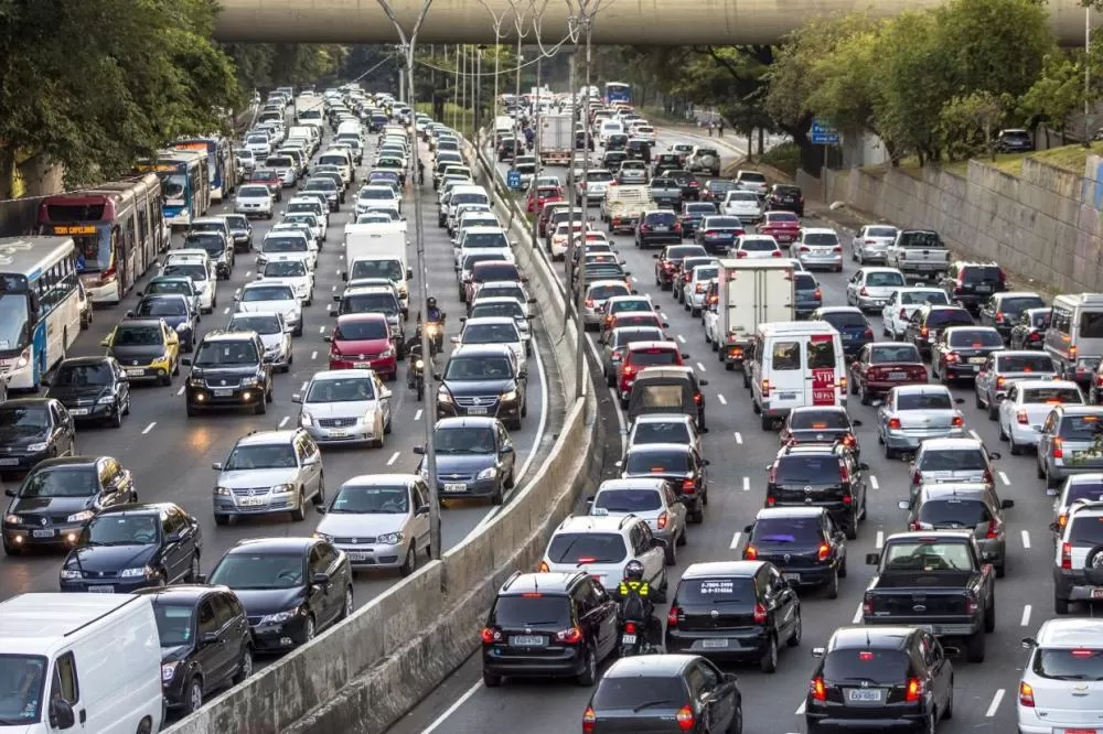 ALMG aprova projeto que incentiva denúncia de motoristas embriagados em rodovias estaduais