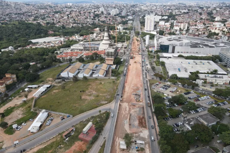 Avenida Cristiano Machado terá interdição noturna para obras da Gasmig em BH; veja desvios