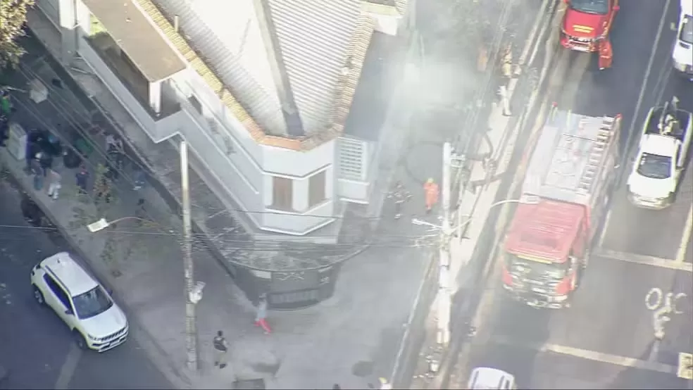 Incêndio atinge restaurante em Belo Horizonte e deixa uma pessoa ferida