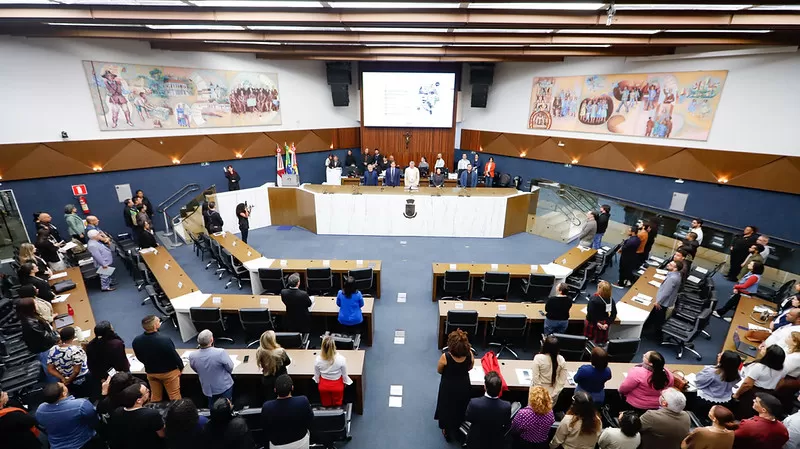 Seminário reuniu especialistas para discutir estratégias e desafios da comunicação em ano eleitoral