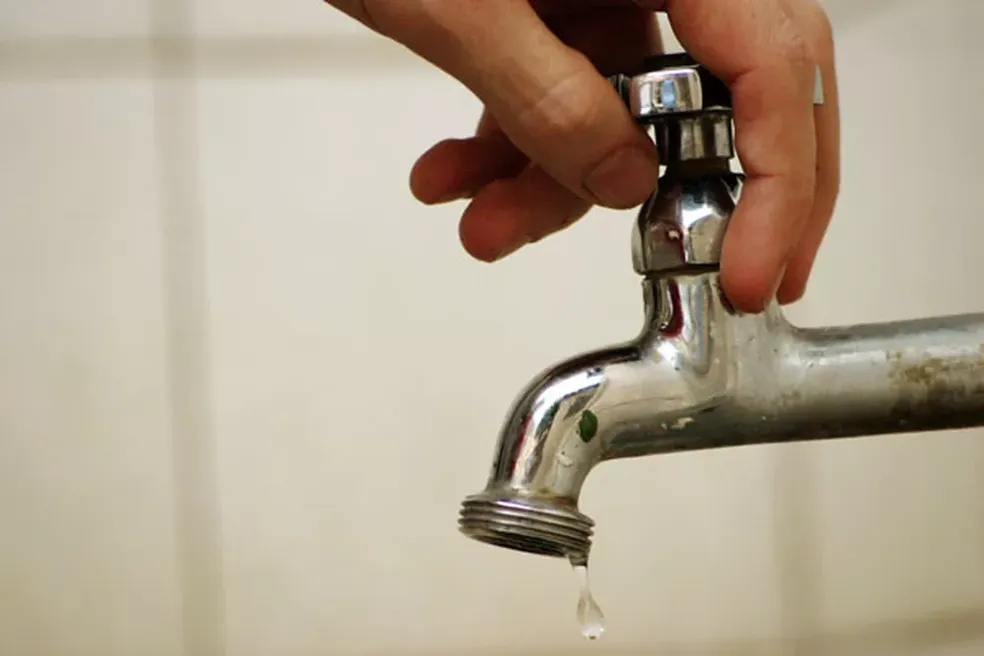 Seis bairros de Belo Horizonte podem ter abastecimento de água afetado neste domingo