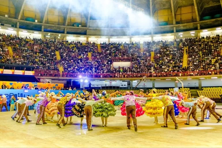 Arraial de Belô bate recorde de público no Mineirinho e encerra programação neste domingo