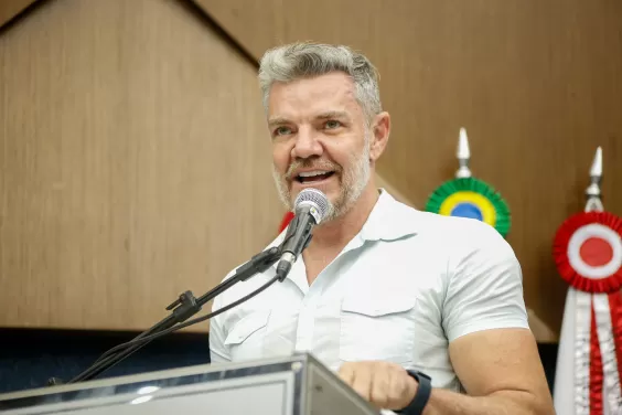 Presidente da Câmara de BH é internado após princípio de infarto