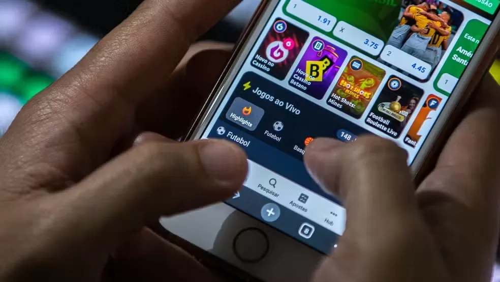 SUS cria rede com 100 mil atendimentos por mês para pessoas viciadas em 'bets'