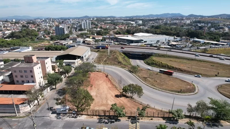 Prefeitura de Betim inicia obras de uma nova praça no Jardim Petrópolis