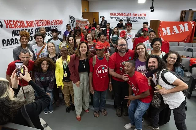 Justiça suspende licença de mineradora após pressão de quilombolas em MG