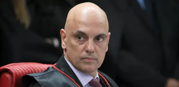 Moraes vota para manter suspensa lei que proíbe linguagem neutra em Ibirité