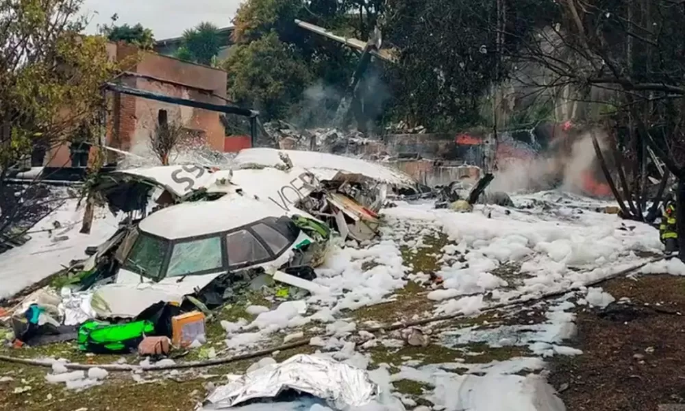 PF indicia 16 pessoas por queda de avião da Voepass que matou 62 pessoas em SP