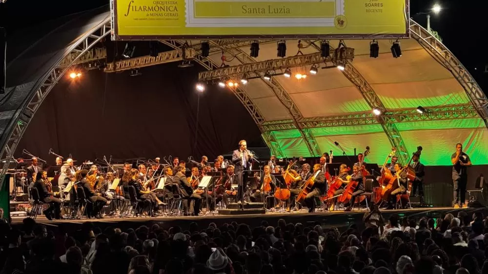 Filarmônica de Minas Gerais atrai multidão em concerto gratuito em Santa Luzia