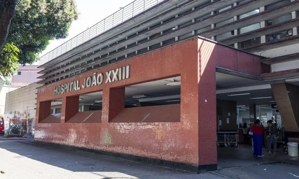 Vazamento de esgoto no Hospital João XXIII