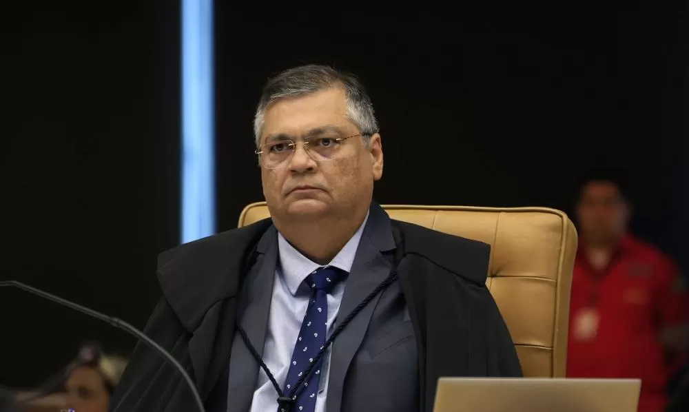 Flávio Dino autoriza PF a investigar possível uso de emendas no filme Dark Horse