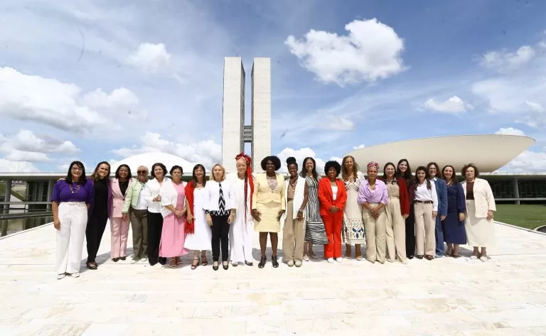 Número de candidatas à Câmara cai 24% nas eleições de 2026