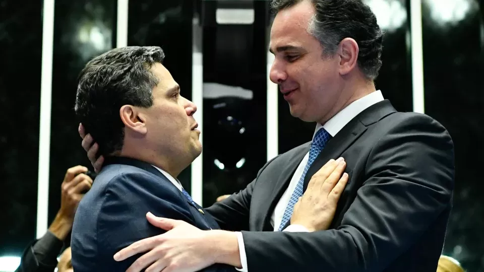 Alcolumbre quer acelerar indicação de Pacheco ao Tribunal de Contas da União
