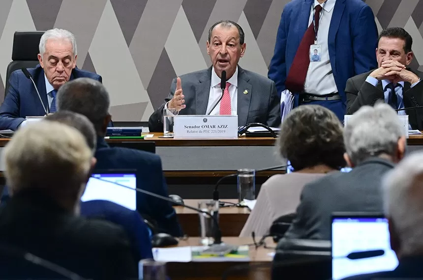 CCJ do Senado aprova PEC que prevê fim da escala 6x1 e texto segue ao Plenário