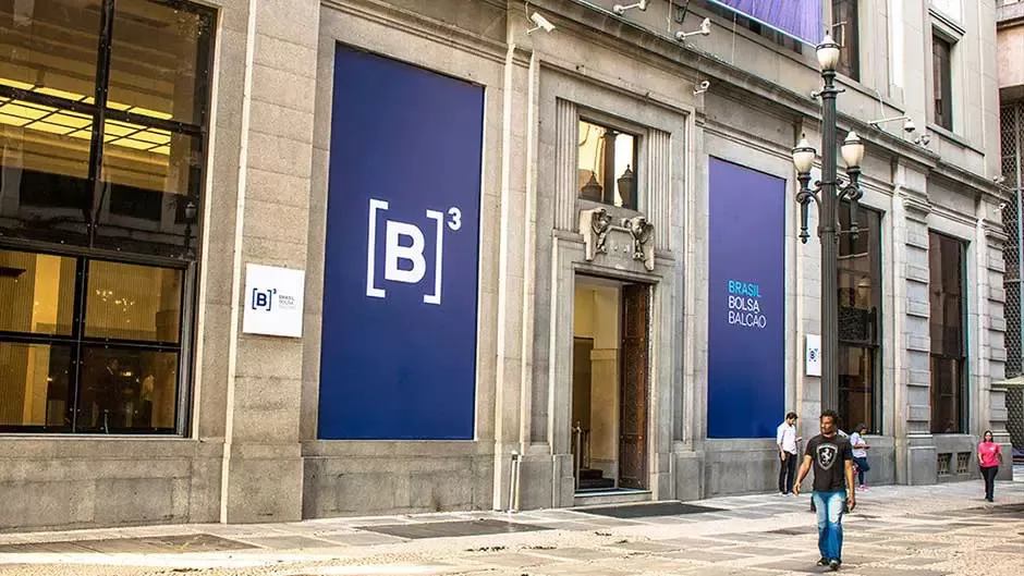 Bolsa de valores brasileira dispara 3% e atinge o maior nível desde maio