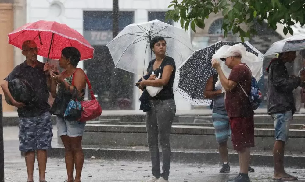 Inmet alerta para tempestades no Sudeste e Sul nesta sexta