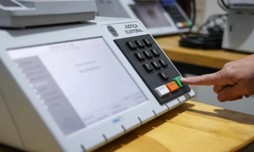 Eleitores com deficiência podem solicitar transporte gratuito para votar