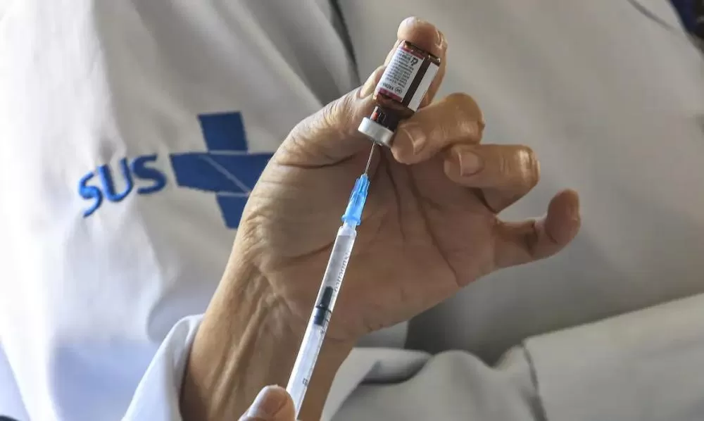 Anvisa amplia indicação de vacina contra meningite para bebês a partir de 6 semanas