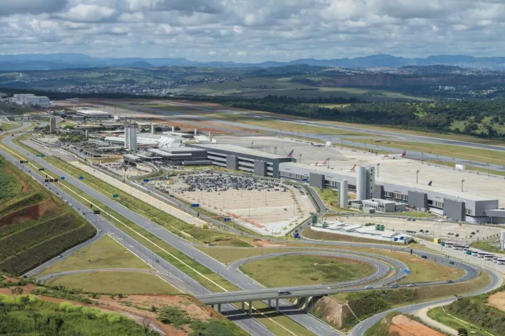 Entorno de Confins ganhará estacionamento com 1.500 vagas