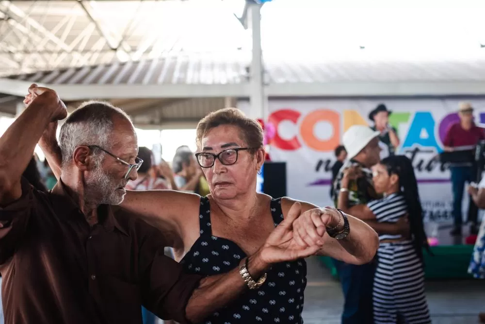 Bailão da Primavera abre programação especial para pessoas idosas em Contagem
