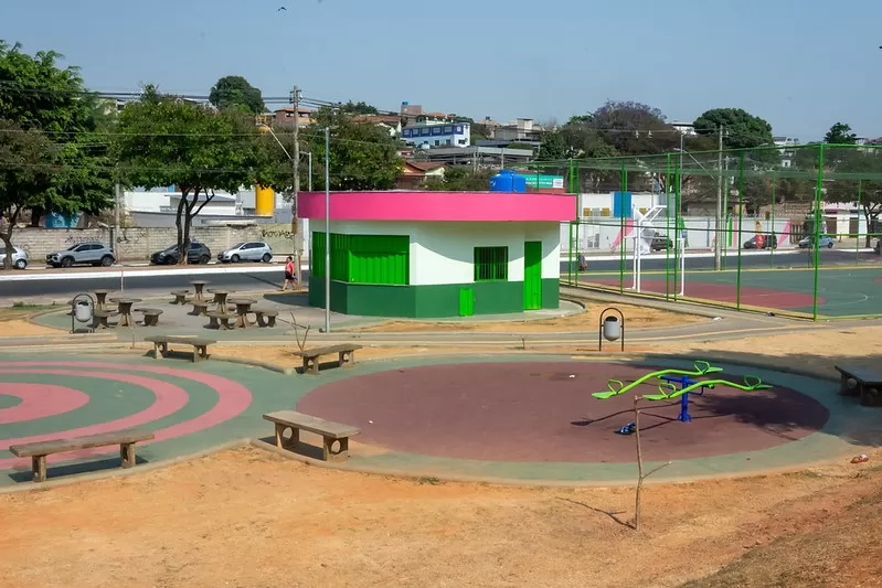 Prefeitura de Contagem abre licitação para dois quiosques da Praça do Divino